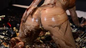 jess-west-sploshing-in-bed-hd_19.jpg