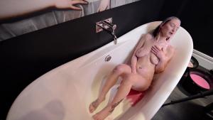 kyras-pink-gunge-bath-hd_6.jpg
